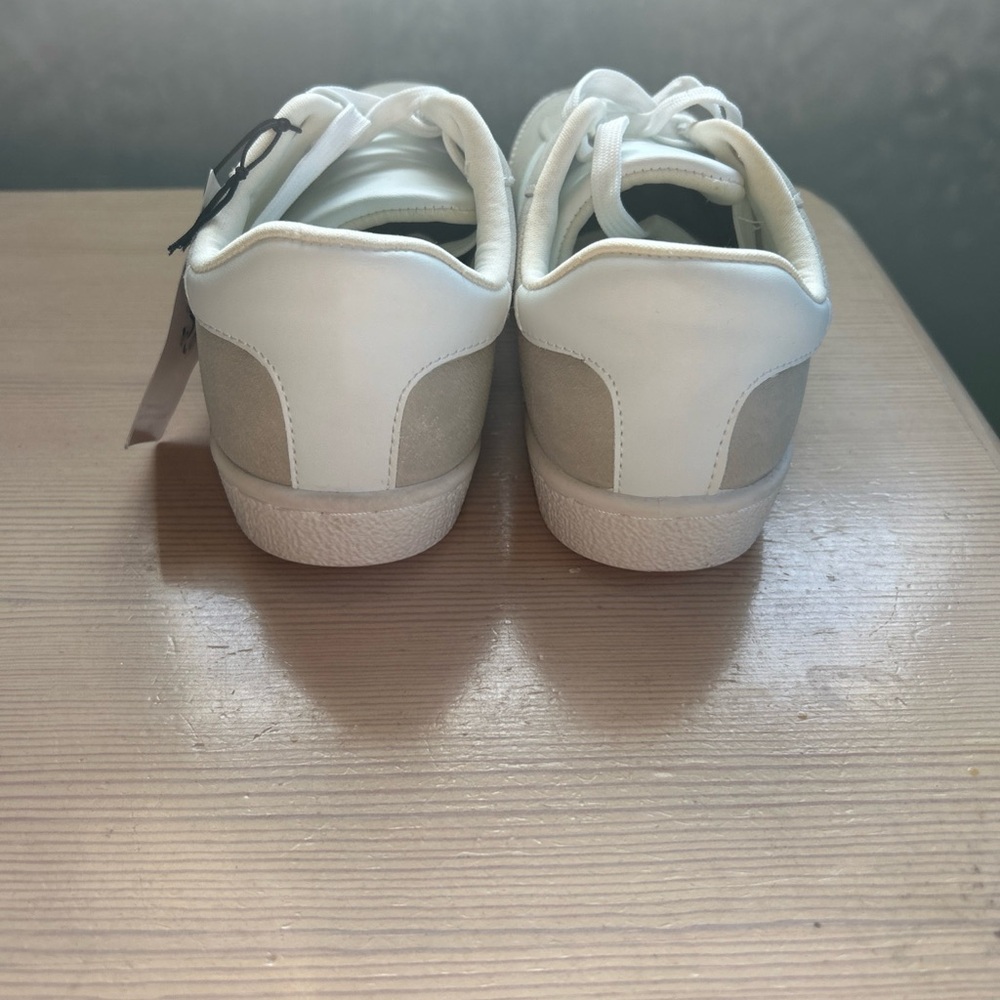 NWT Sincerely Jules Comfort Women's Memory Foam Sneakers Beige Size 7.5 - Picture 12 of 14
